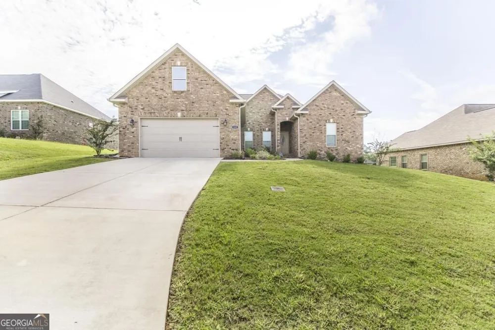 115 Newton LN Bonaire, GA 31005