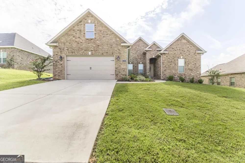 115 Newton LN Bonaire, GA 31005