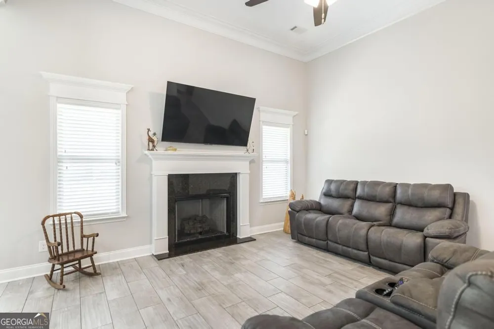 115 Newton LN Bonaire, GA 31005