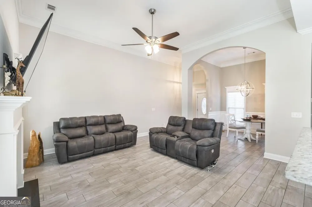 115 Newton LN Bonaire, GA 31005