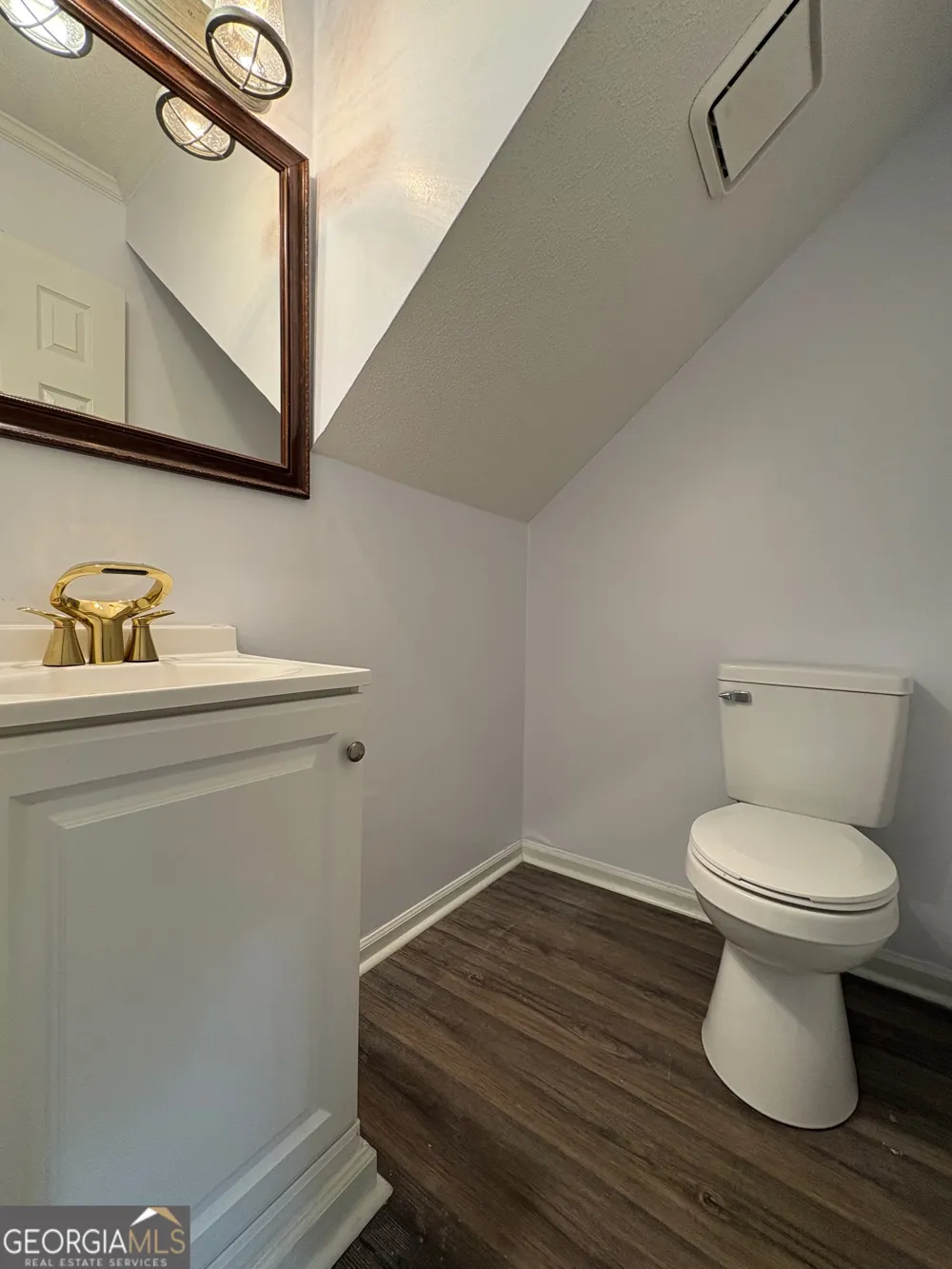 140 Senora PL Macon, GA 31210