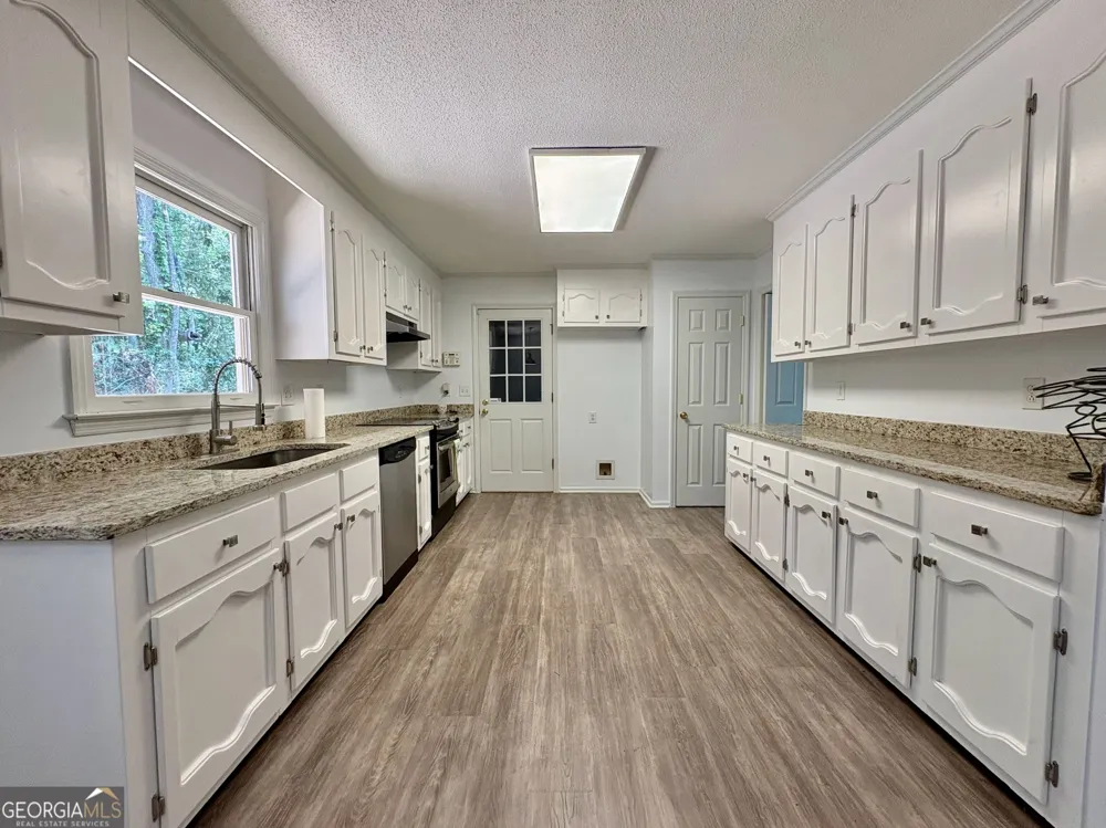 140 Senora PL Macon, GA 31210