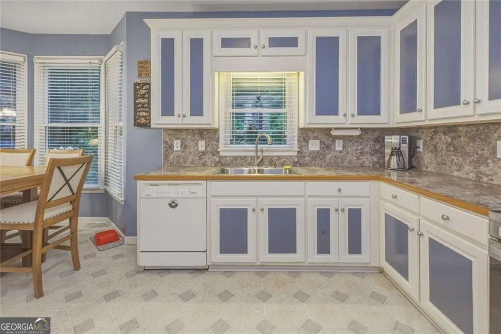 122 Vine Creek PL Acworth, GA 30101