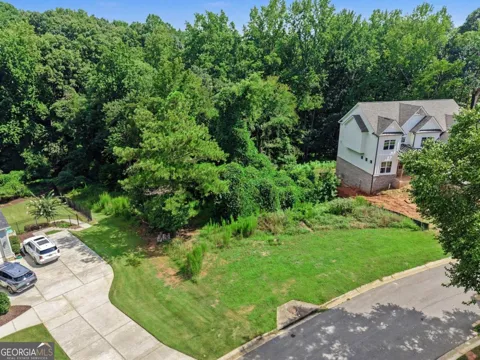 3979 Meadowland DR