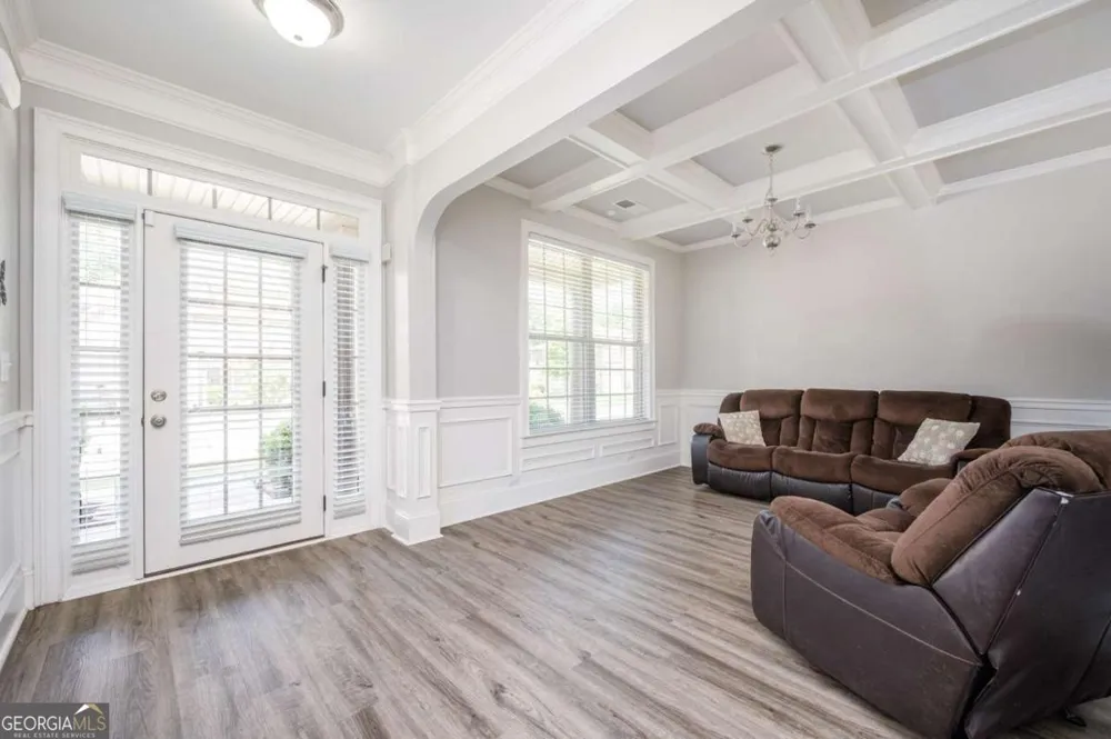 1511 Silver Mist CIR Powder Springs, GA 30127