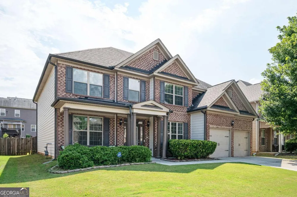 1511 Silver Mist CIR Powder Springs, GA 30127