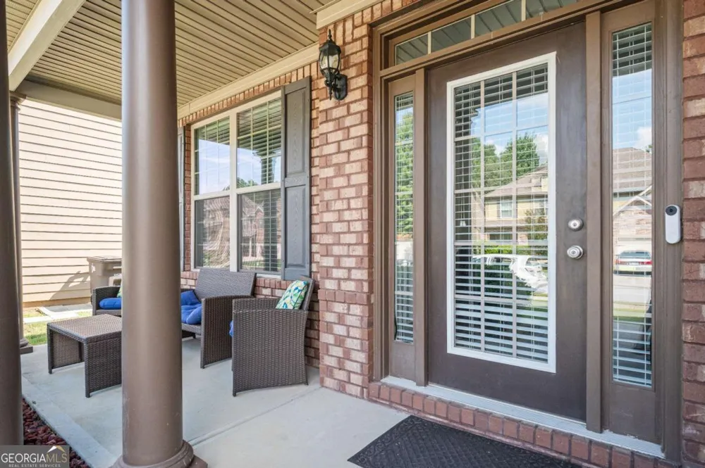 1511 Silver Mist CIR Powder Springs, GA 30127