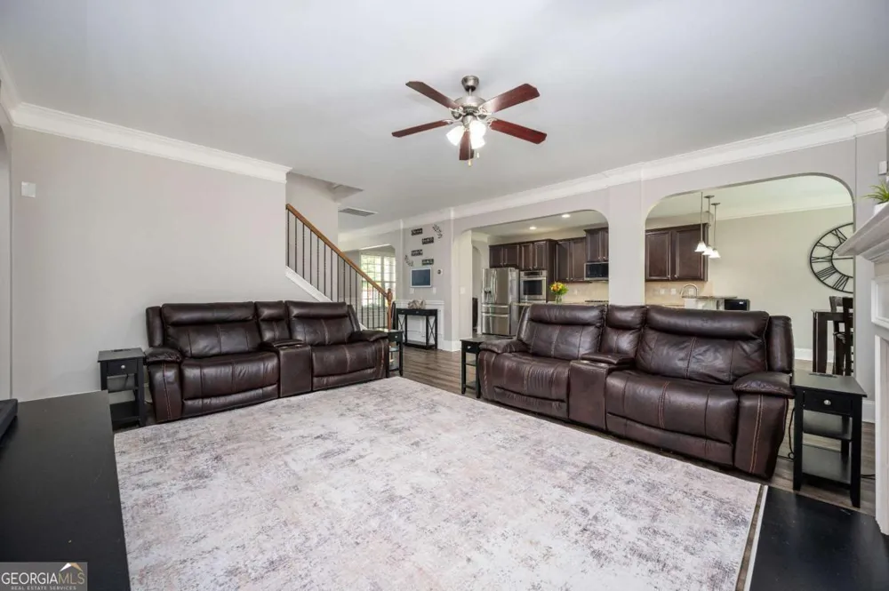 1511 Silver Mist CIR Powder Springs, GA 30127