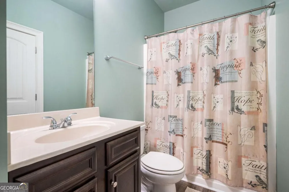1511 Silver Mist CIR Powder Springs, GA 30127