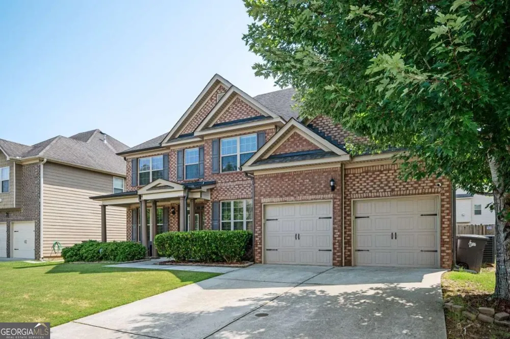 1511 Silver Mist CIR Powder Springs, GA 30127