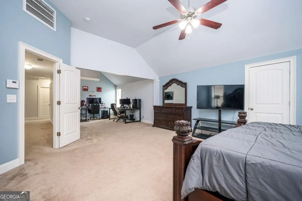1511 Silver Mist CIR Powder Springs, GA 30127