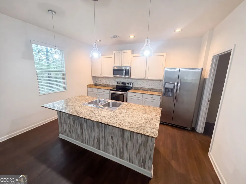 611 Dodson Lake CT Fairburn, GA 30213