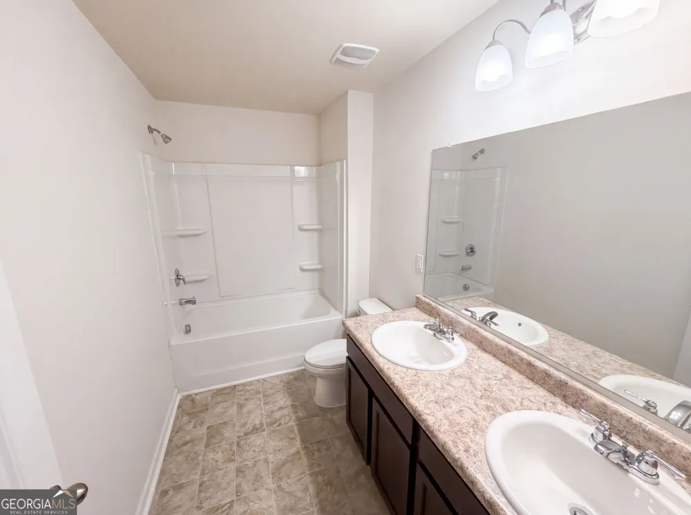 611 Dodson Lake CT Fairburn, GA 30213