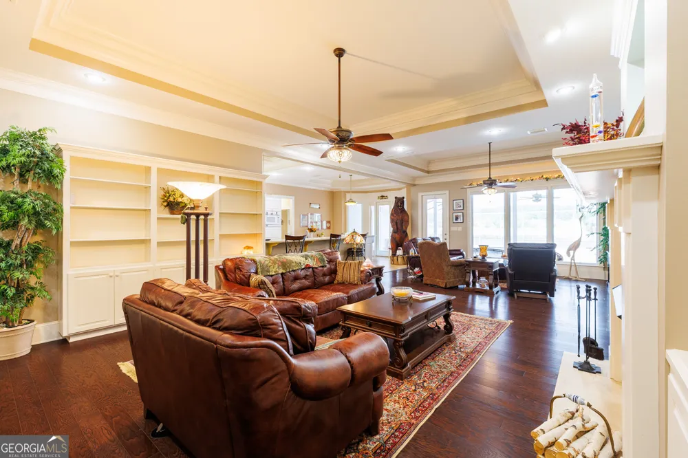 4709 Blackwater DR Valdosta, GA 31602