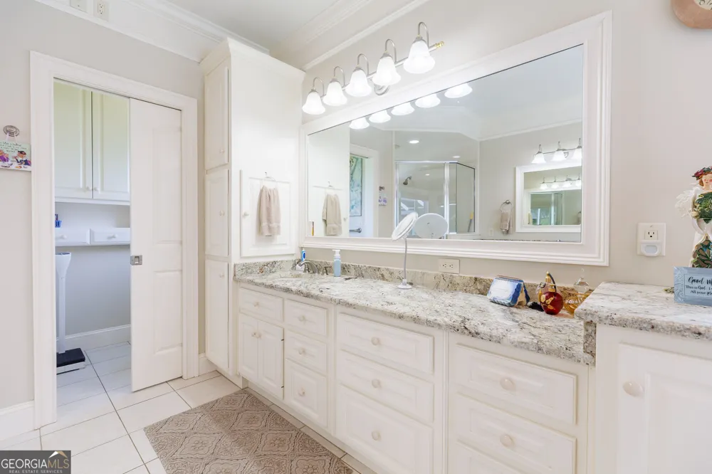 4709 Blackwater DR Valdosta, GA 31602