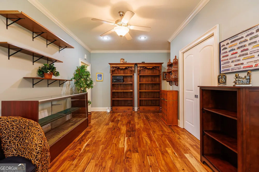 4709 Blackwater DR Valdosta, GA 31602