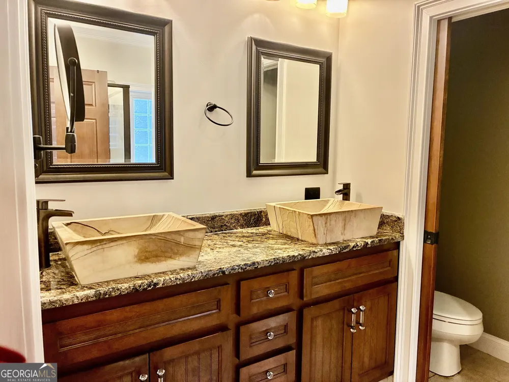 2 Pear ST Rome, GA 30161