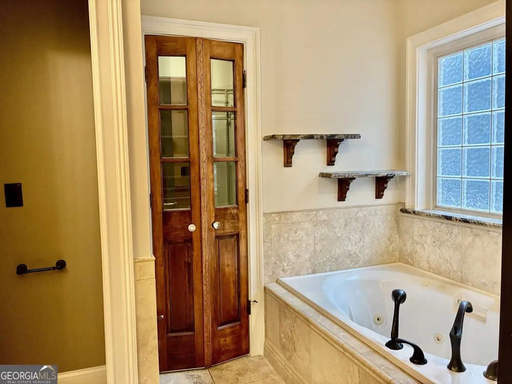 2 Pear ST Rome, GA 30161