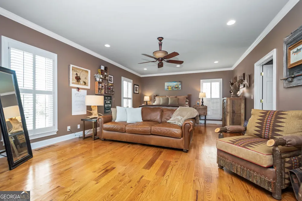 240 Community House RD Barnesville, GA 30204