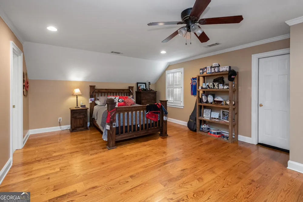 240 Community House RD Barnesville, GA 30204