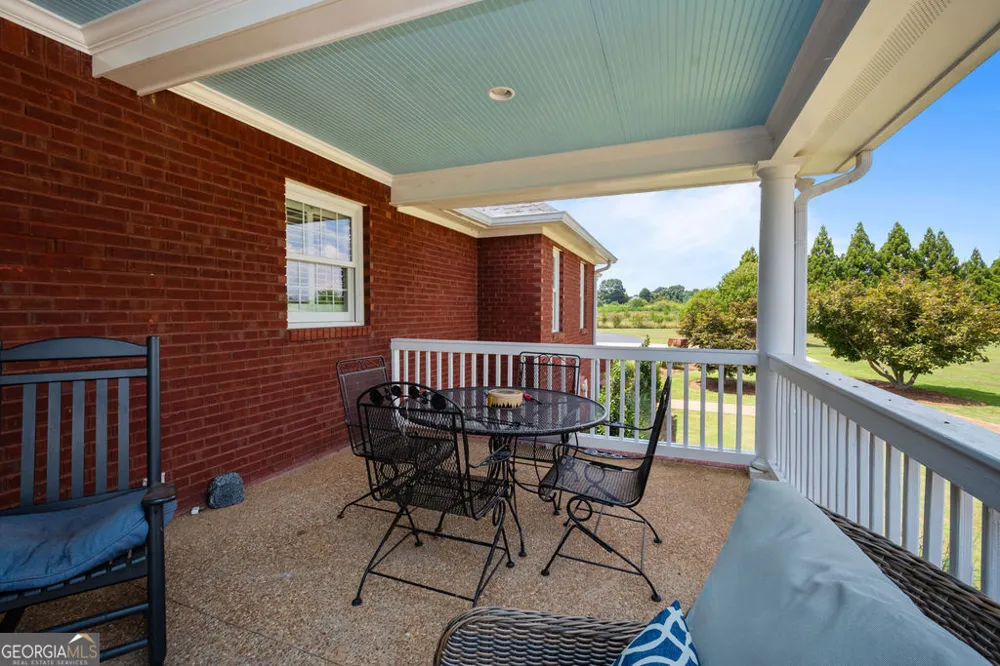 240 Community House RD Barnesville, GA 30204
