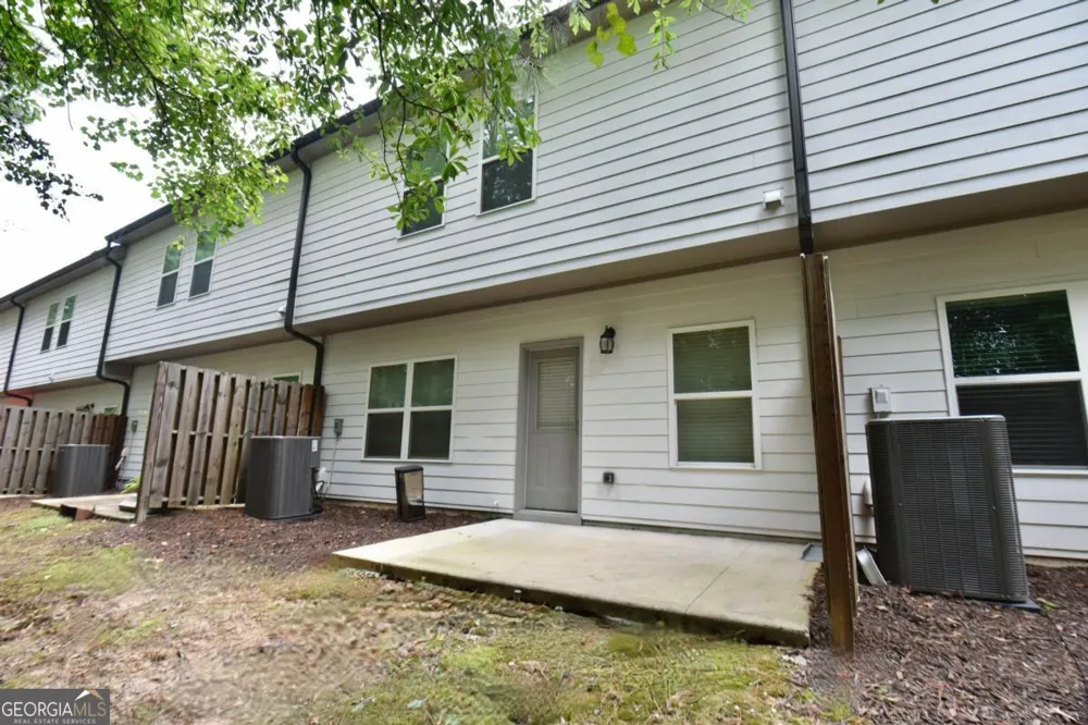 1349 Cooper Springs RD Grayson, GA 30017