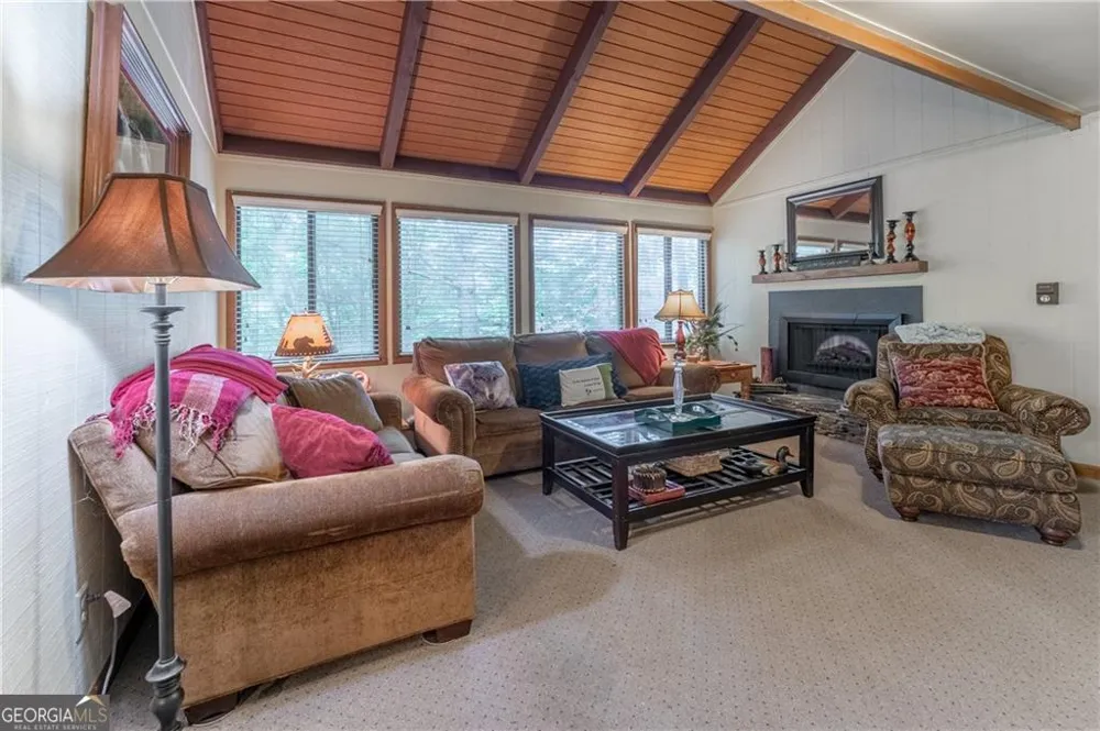 135 Wolfscratch DR Big Canoe, GA 30143