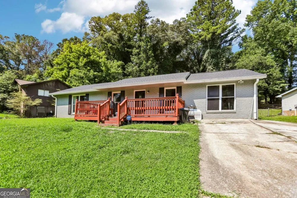 201 Meadowlark LN Jonesboro, GA 30236