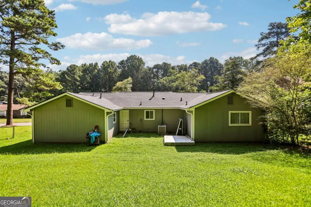 201 Meadowlark LN Jonesboro, GA 30236