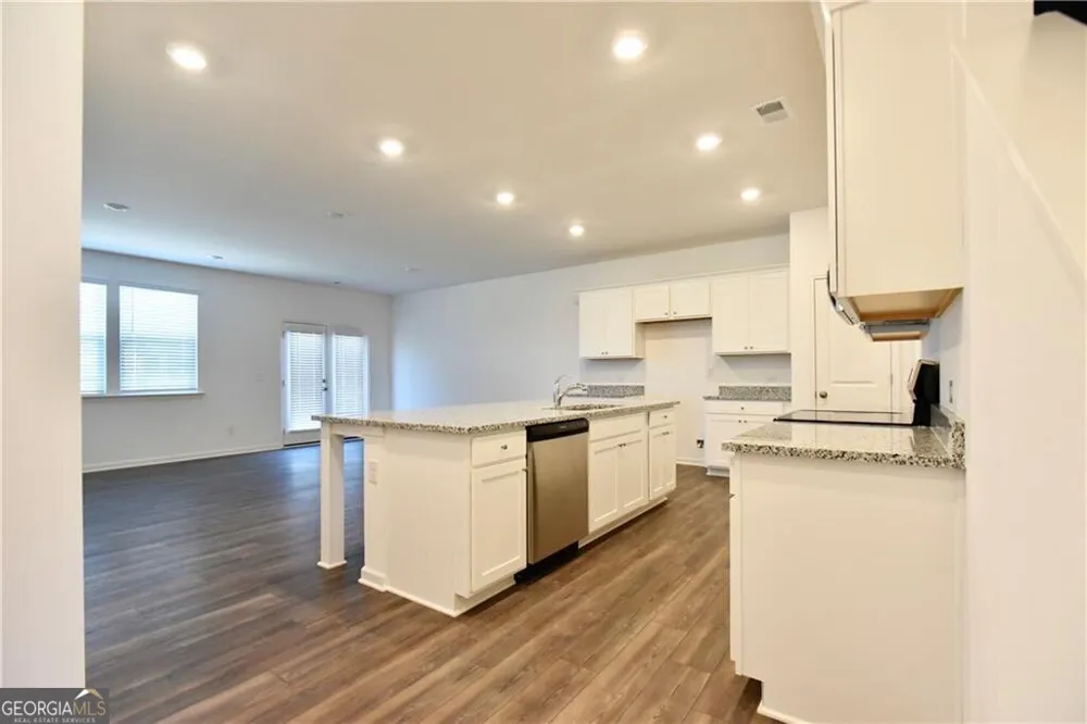 140 Star CT Pendergrass, GA 30567