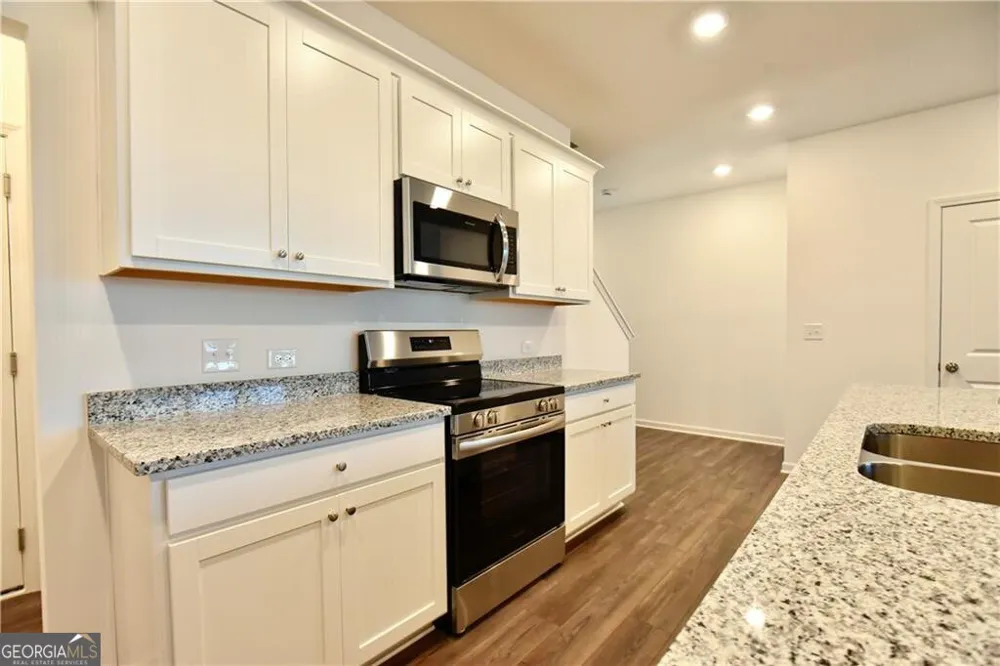 140 Star CT Pendergrass, GA 30567