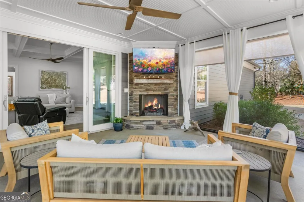1231 Glen Eagle DR Greensboro, GA 30642