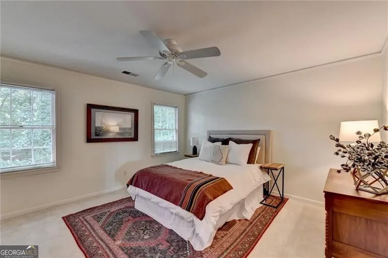 585 Cambridge WAY Sandy Springs, GA 30328