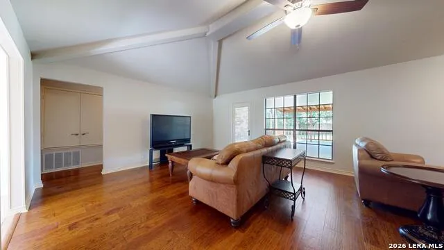 112 Tomahawk Cir Cibolo, TX 78108