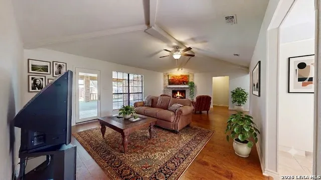 112 Tomahawk Cir Cibolo, TX 78108