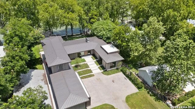2529 TERMINAL LOOP RD McQueeney, TX 78123