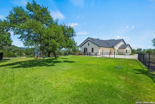 156 PUZZLE PASS Spring Branch, TX 78070