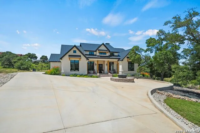 156 PUZZLE PASS Spring Branch, TX 78070
