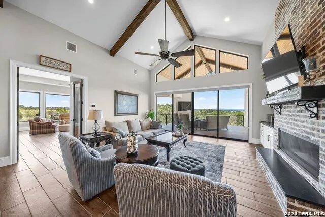 156 PUZZLE PASS Spring Branch, TX 78070
