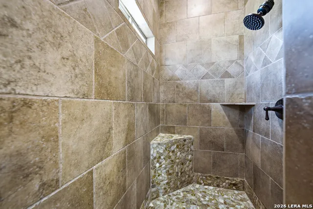128 ABREGO RIDGE DR Floresville, TX 78114