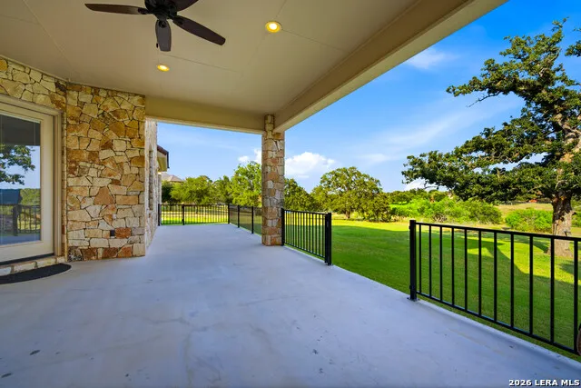 128 ABREGO RIDGE DR Floresville, TX 78114