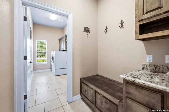 128 ABREGO RIDGE DR Floresville, TX 78114