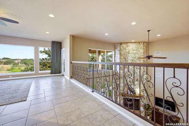 128 ABREGO RIDGE DR Floresville, TX 78114
