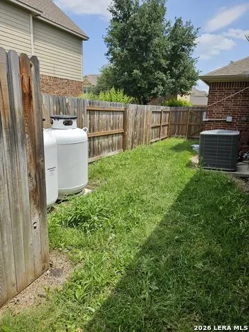 3022 Hidden MDW Seguin, TX 78155