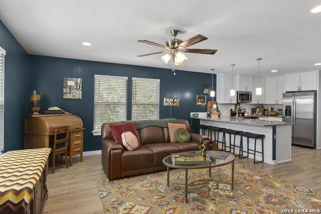 185 Northeast Bandera, TX 78003