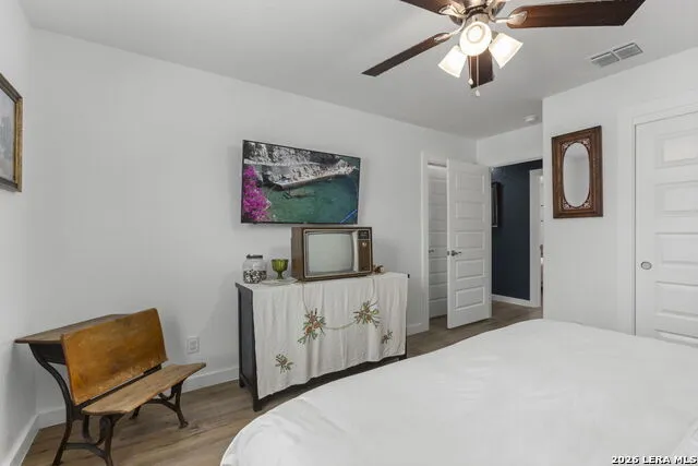 185 Northeast Bandera, TX 78003