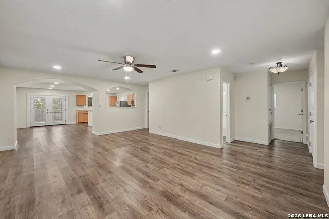 8715 Laguna San Antonio, TX 78251