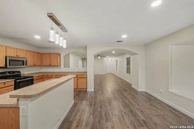 8715 Laguna San Antonio, TX 78251