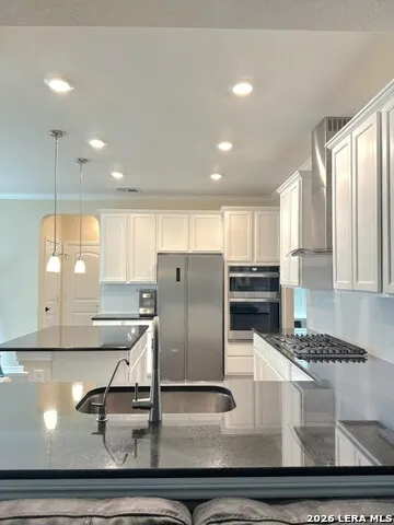 29906 Sestra Bulverde, TX 78163