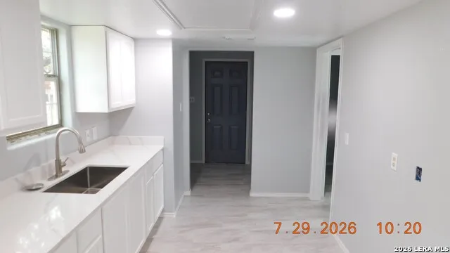 55 S 3rd Somerset, TX 78069